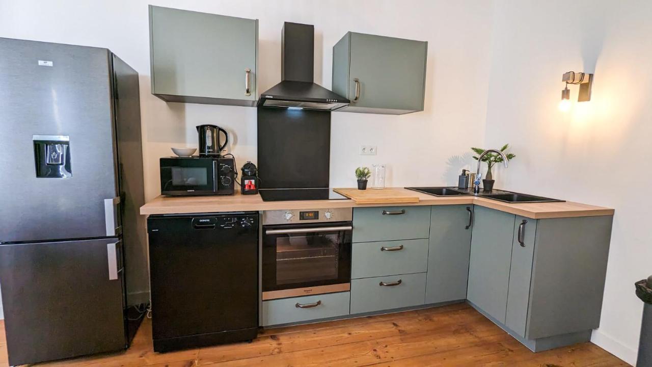 Cosy Calypso 2Ch - Quartier Des Halles & Parking Pau Bagian luar foto
