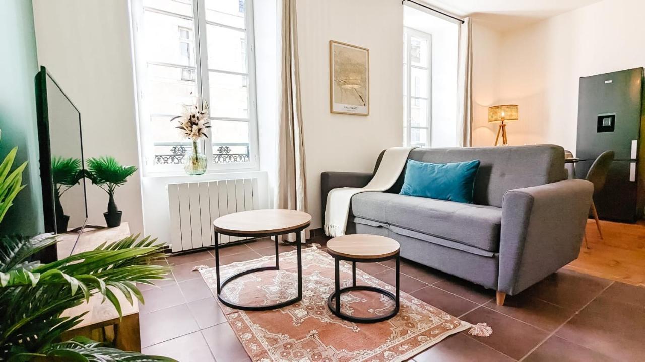Cosy Calypso 2Ch - Quartier Des Halles & Parking Pau Bagian luar foto